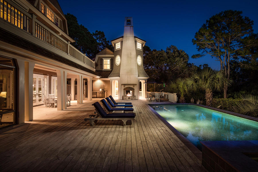 109 Flyway Luxury Home Sold